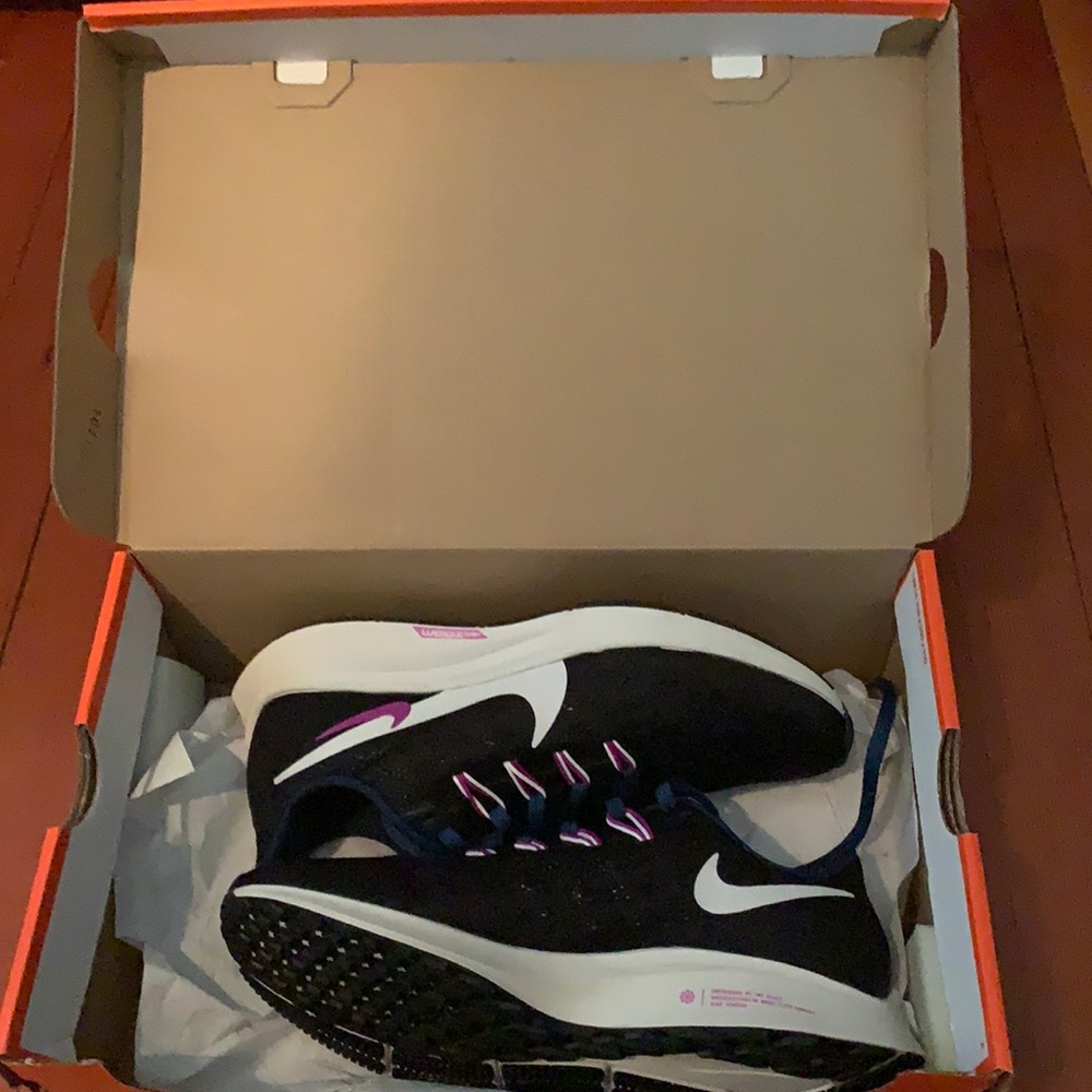 Black Nike Pegasus 36